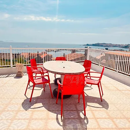 Planta Baja Con Gran Terraza De 2 A 4 Apartment