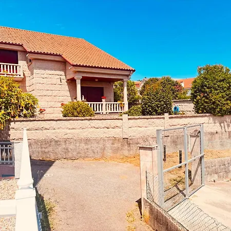 Planta Baja Con Gran Terraza De 2 A 4 Apartment *