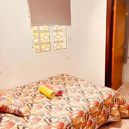 Planta Baja Con Gran Terraza De 2 A 4 *