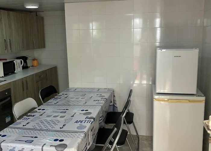 Appartement Planta Baja Con Gran Terraza De 2 A 4