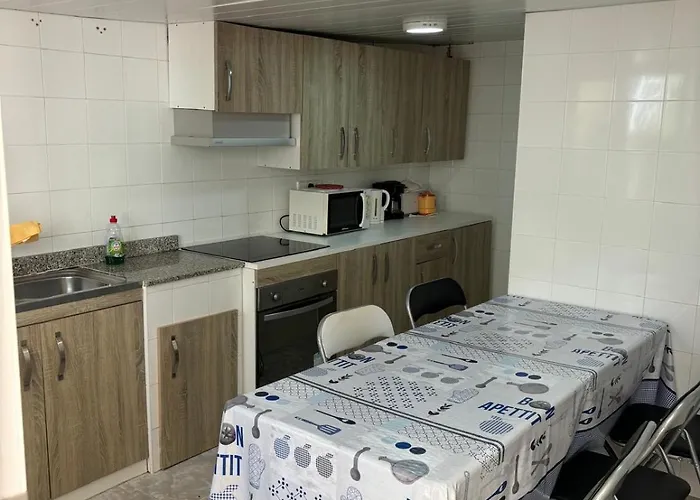 Planta Baja Con Gran Terraza De 2 A 4 Appartement *